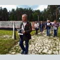 На первом плане активист Уральского Мемориала Феликс Ривкин